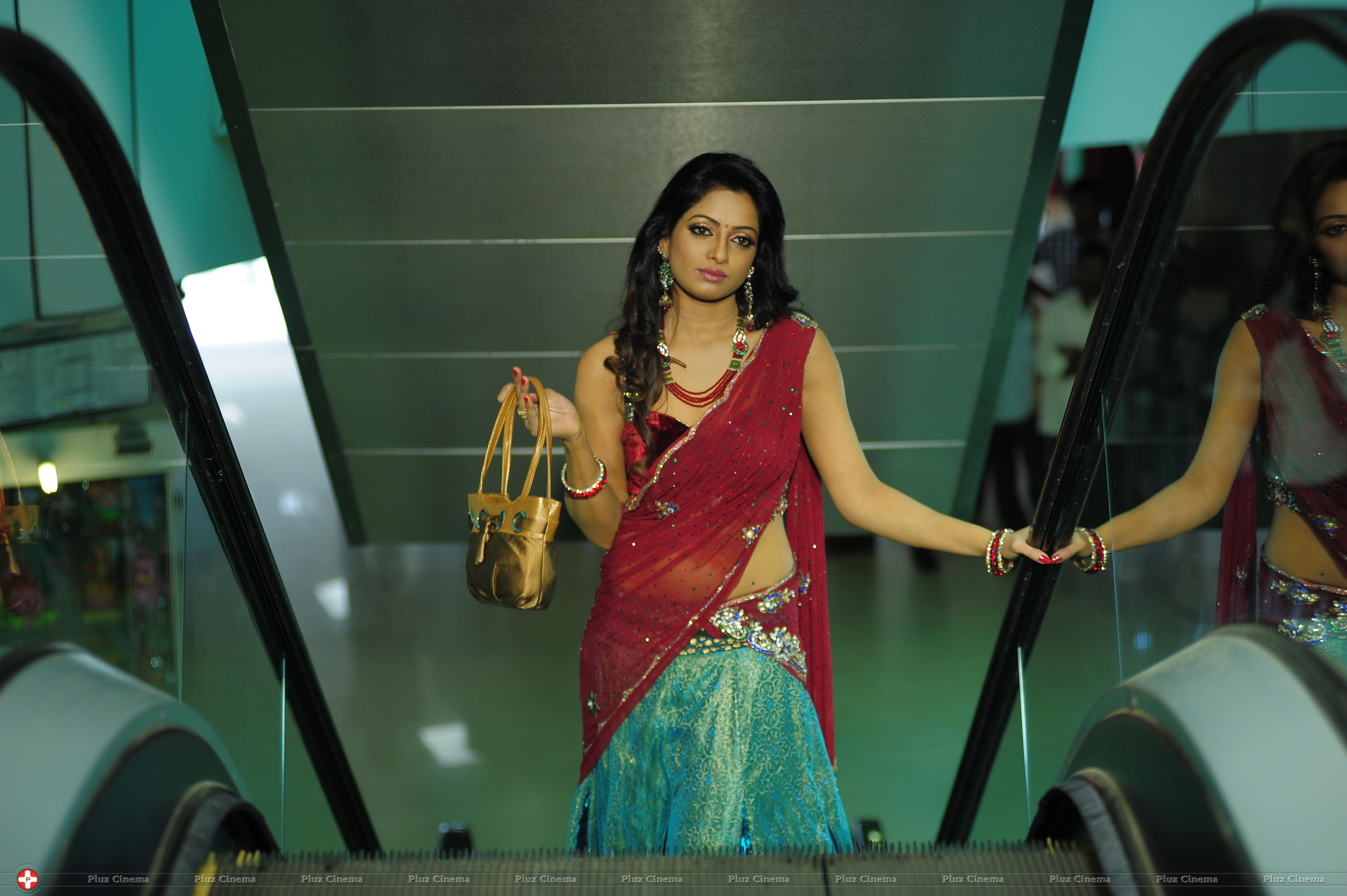 Udaya Bhanu - Madhumati Movie New Stills | Picture 652876